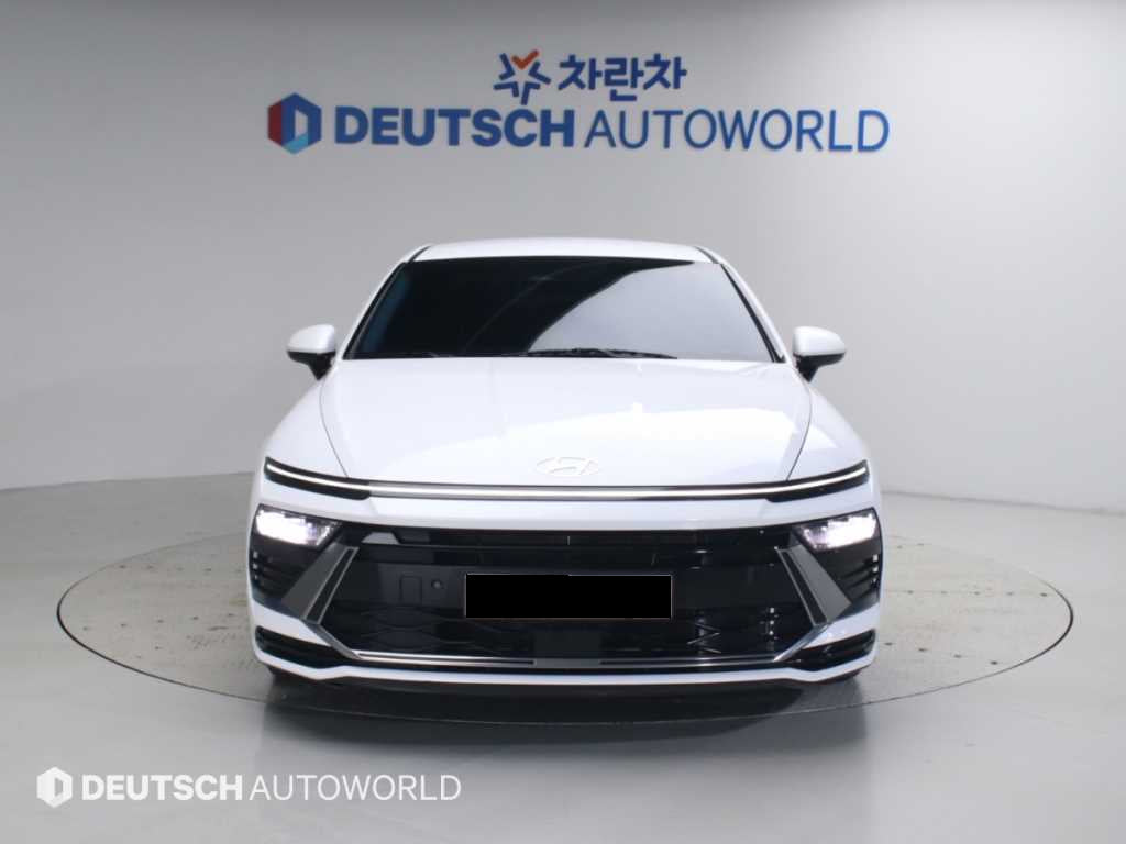 Hyundai Sonata — photo 03