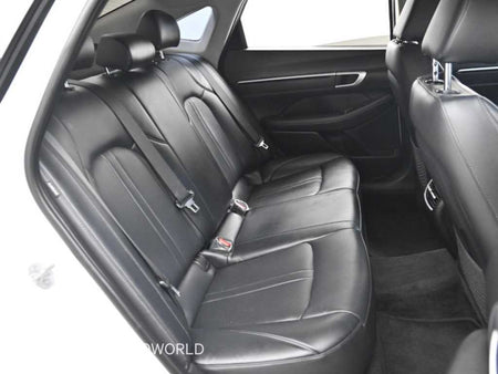 Hyundai Sonata — photo 12