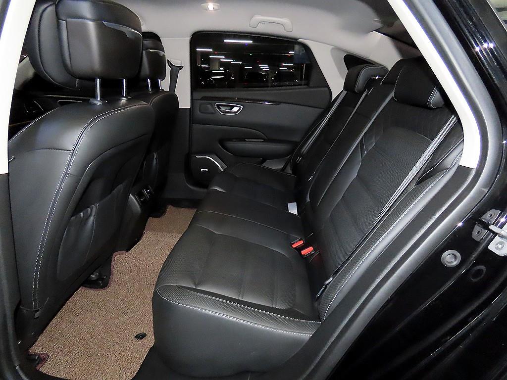 RENAULT SM6 — photo 08