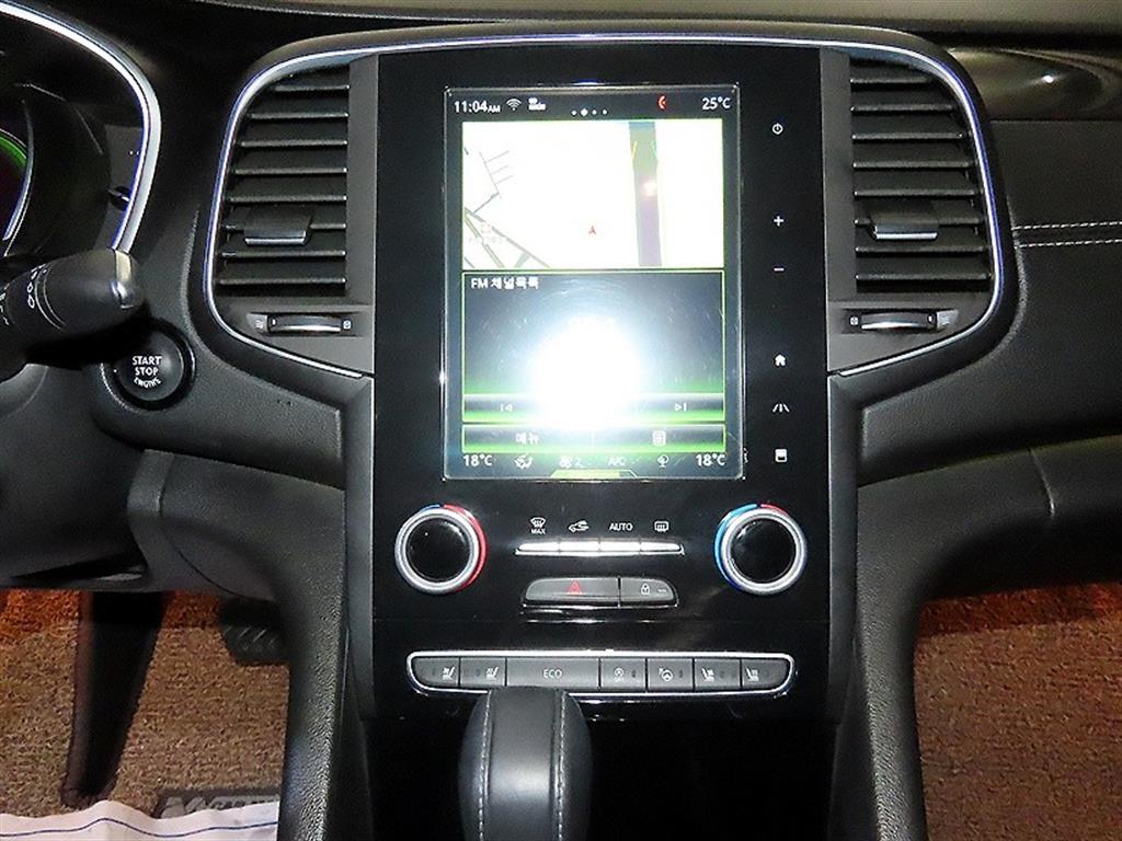 RENAULT SM6 — photo 12