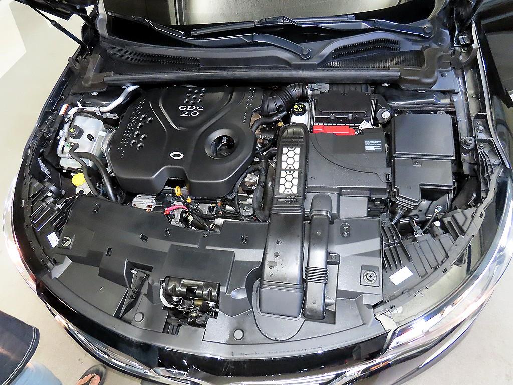 RENAULT SM6 — photo 18