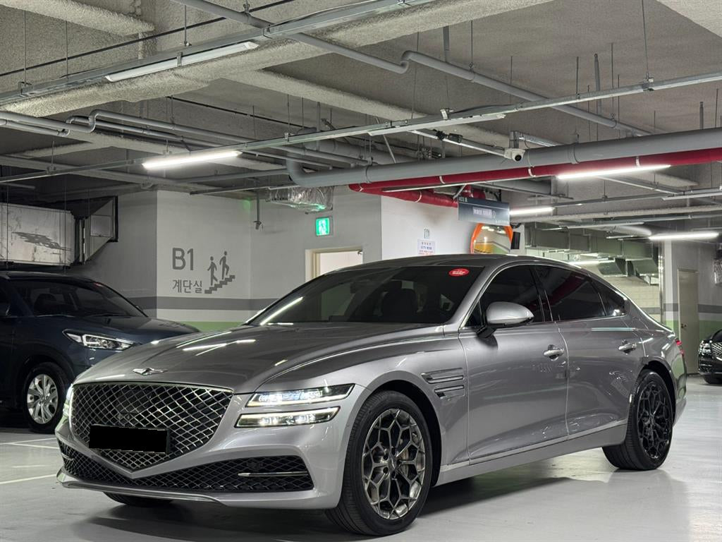 Genesis G80 — photo 01