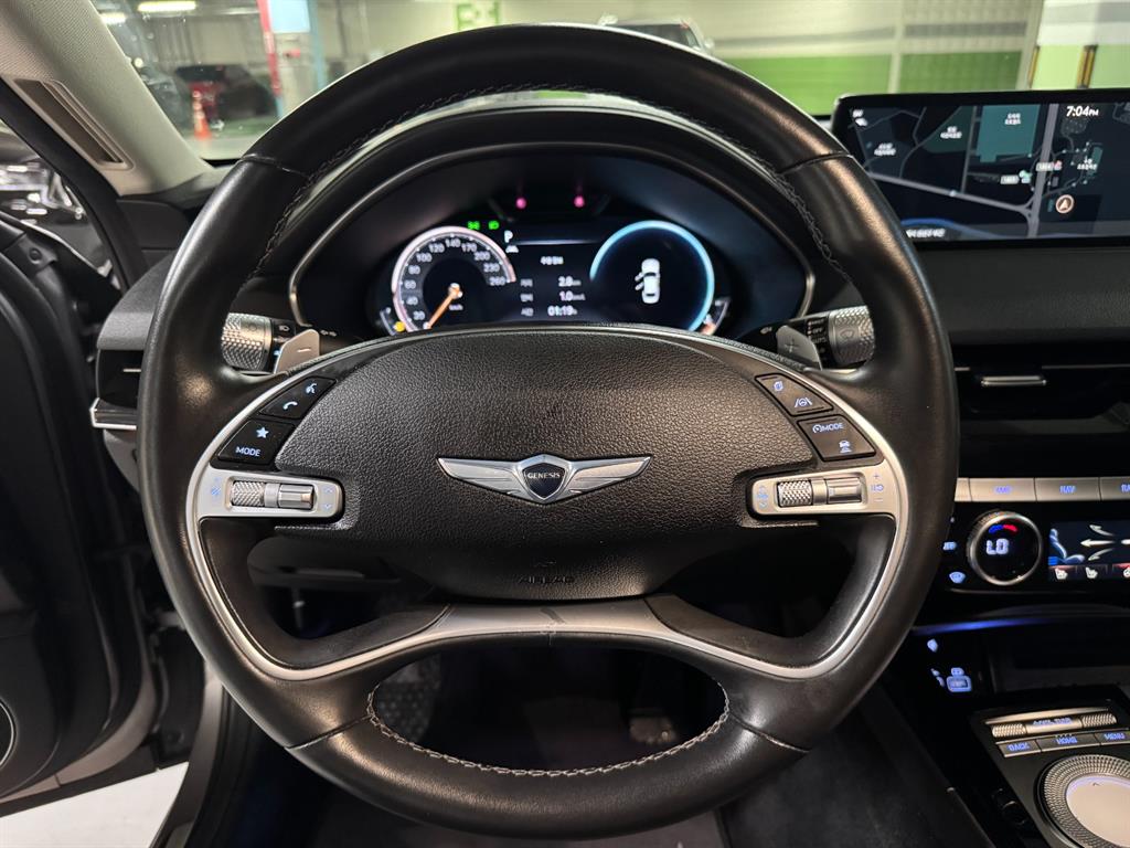 Genesis G80 — photo 11
