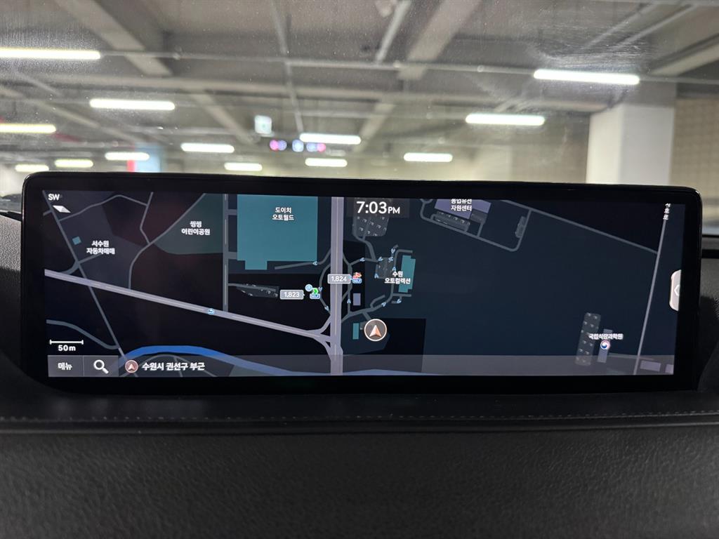 Genesis G80 — photo 12