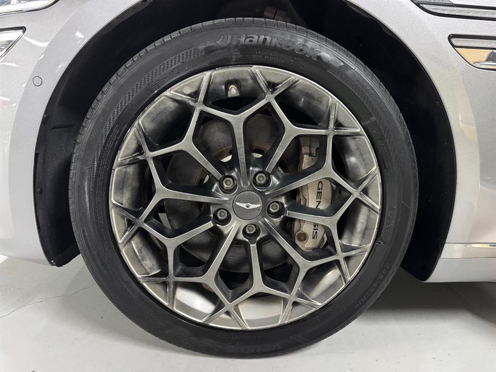 Genesis G80 — photo 19
