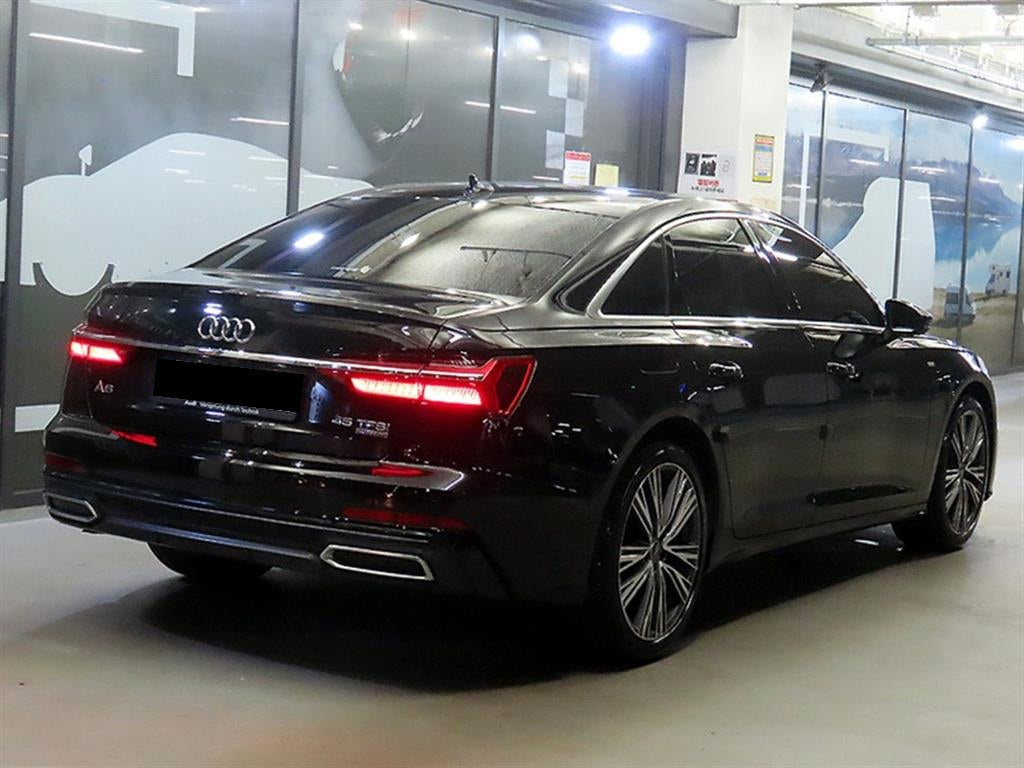 Audi A6 — photo 04