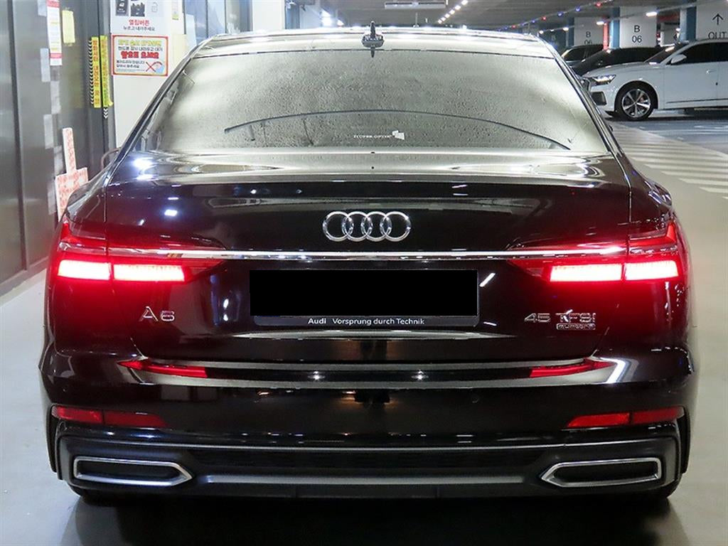 Audi A6 — photo 05