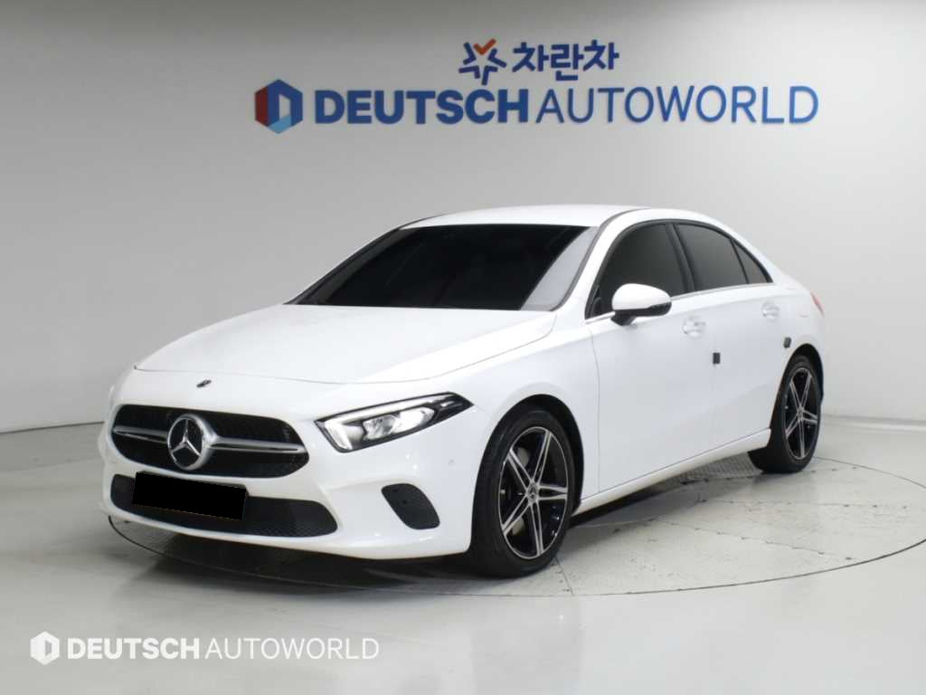 Mercedes-Benz A-Class — photo 01