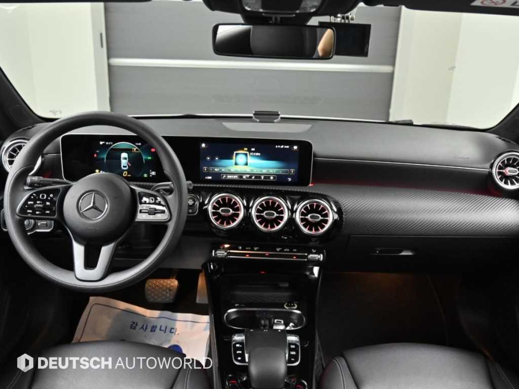 Mercedes-Benz A-Class — photo 07
