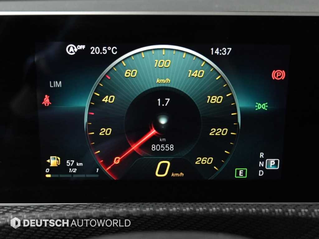 Mercedes-Benz A-Class — photo 08