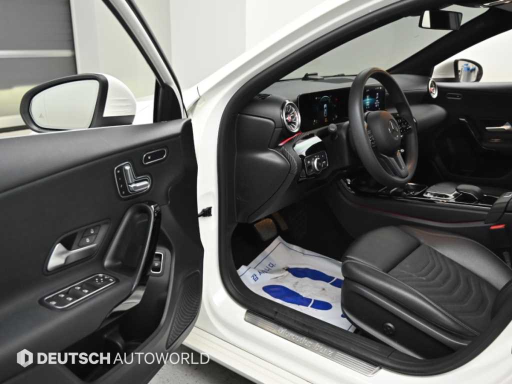 Mercedes-Benz A-Class — photo 11