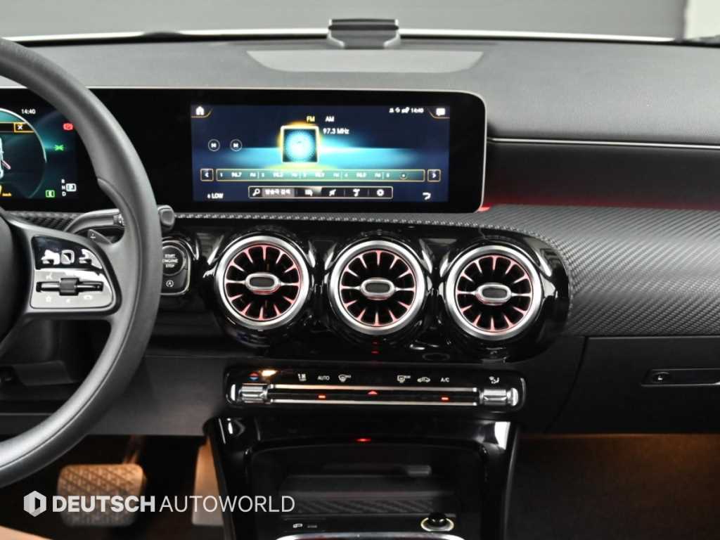 Mercedes-Benz A-Class — photo 14