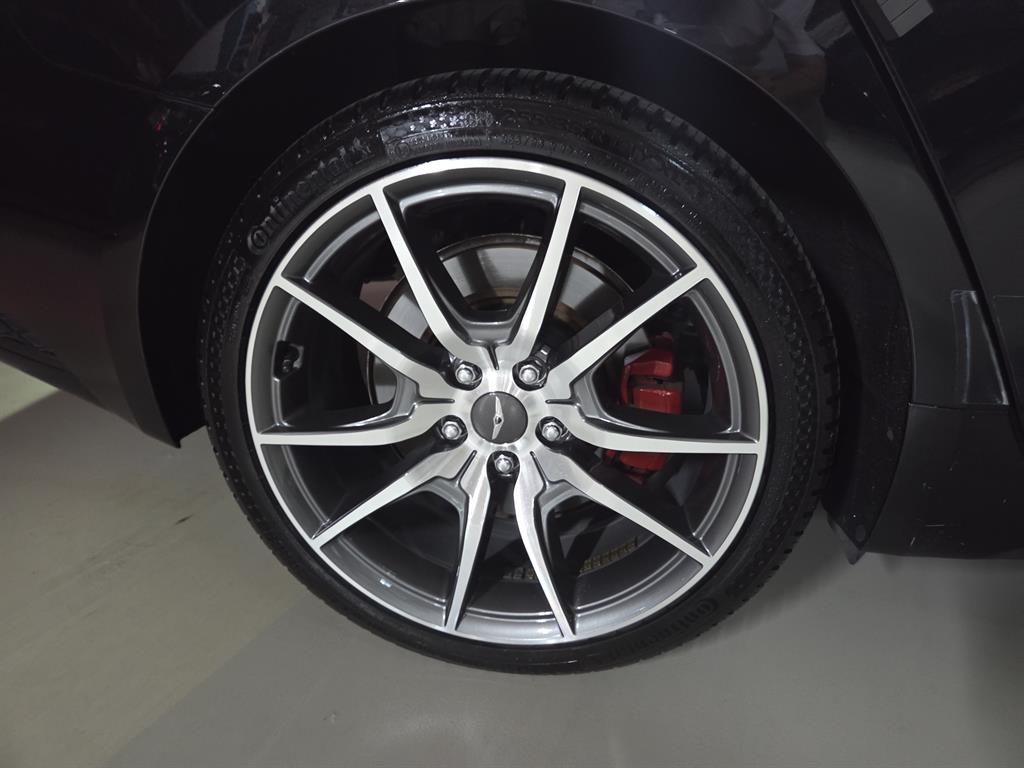 Genesis G70 — photo 16