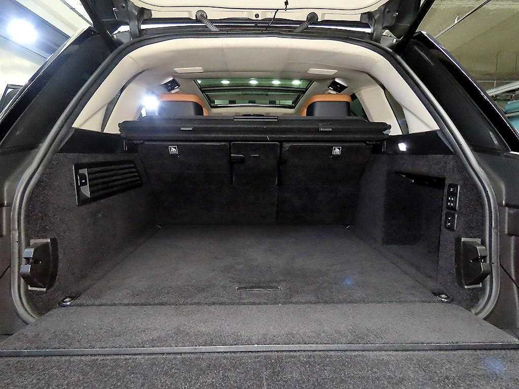 Land Rover Range Rover — photo 15