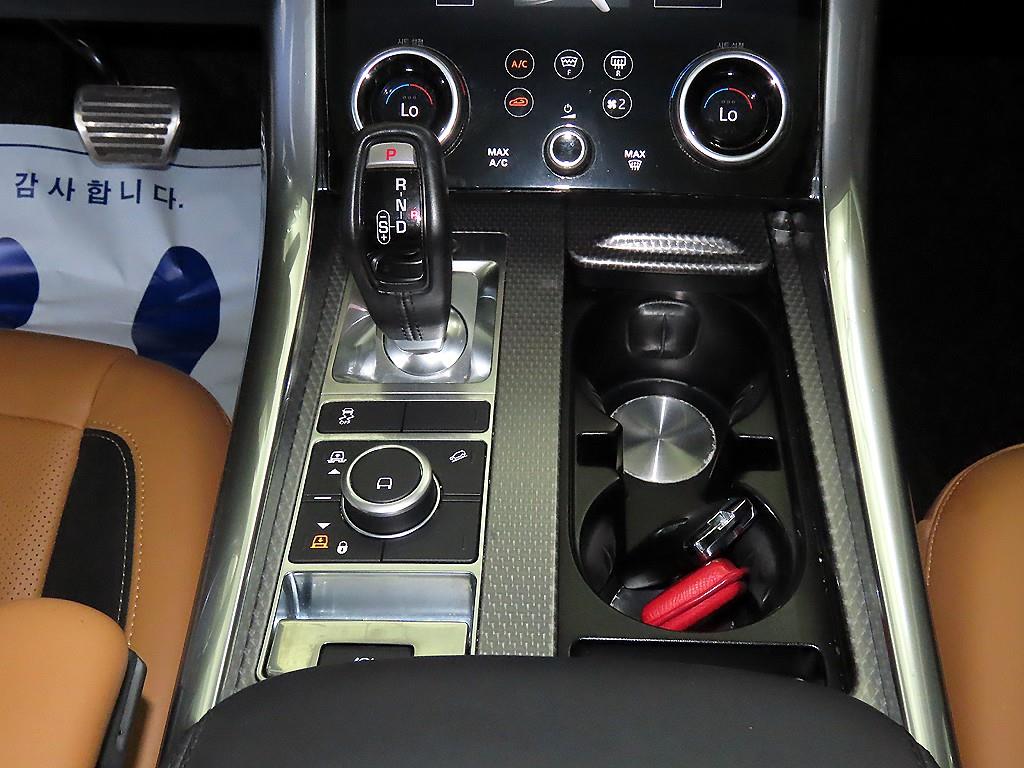 Land Rover Range Rover Sport — photo 12