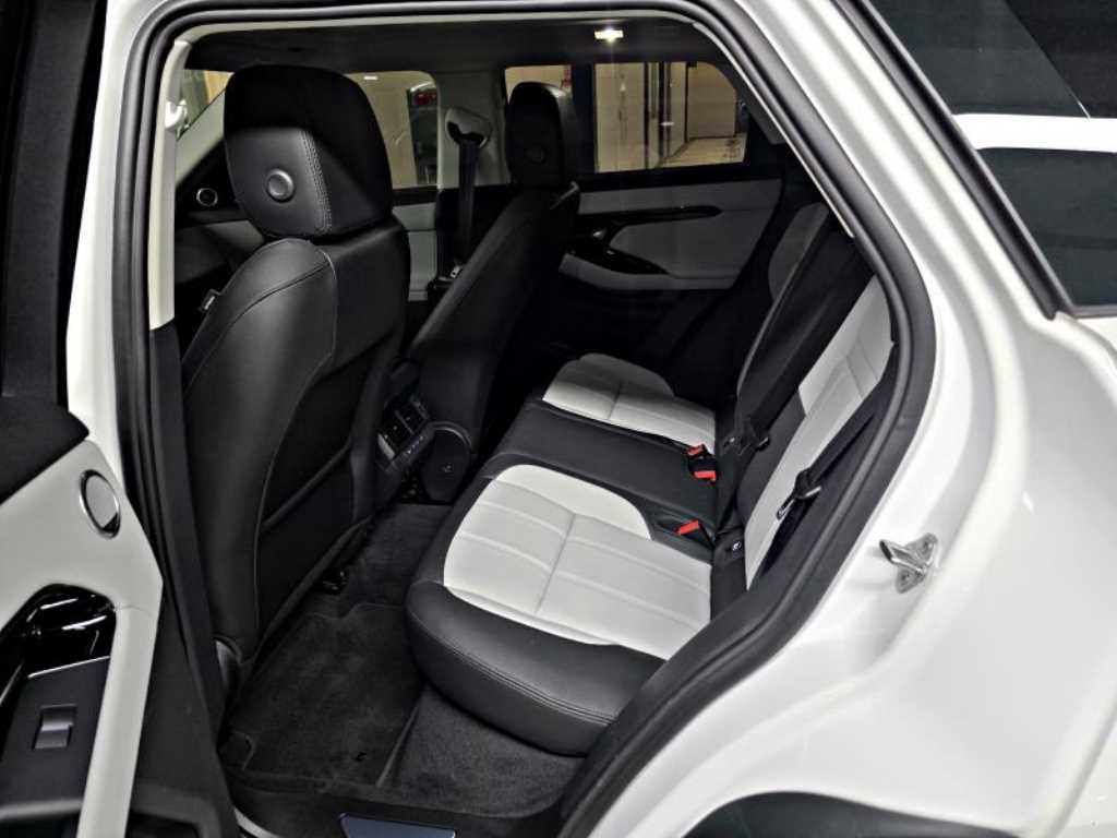 Land Rover Range Rover Evoque — photo 10