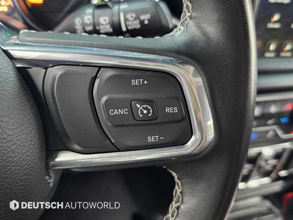 Jeep Wrangler — photo 16