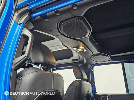 Jeep Wrangler — photo 18