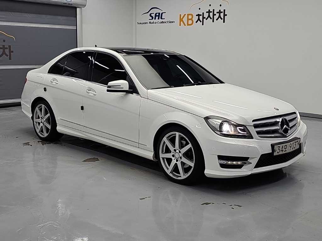 Mercedes-Benz C-Class — photo 04