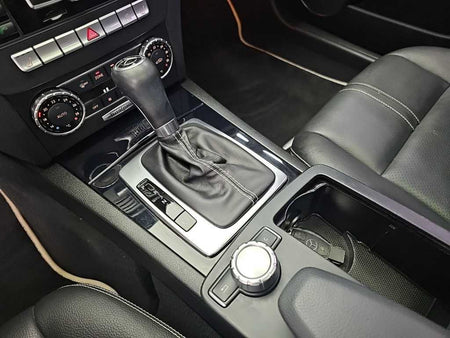 Mercedes-Benz C-Class — photo 08