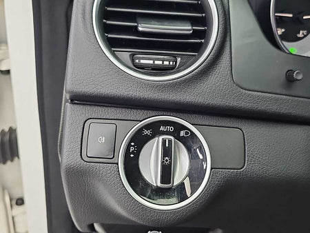 Mercedes-Benz C-Class — photo 17