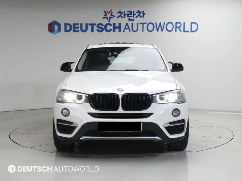 BMW X4 — photo 03