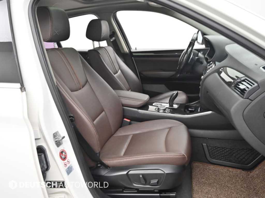 BMW X4 — photo 12