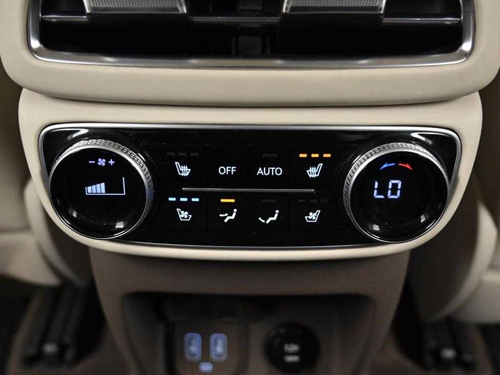 Genesis GV80 — photo 15