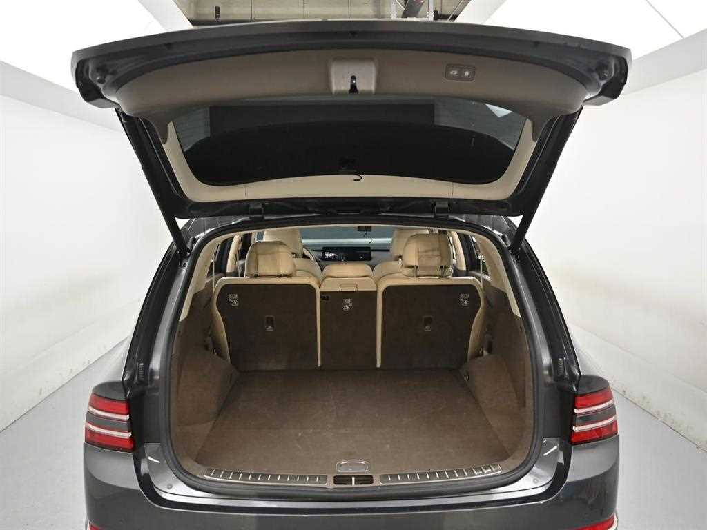 Genesis GV80 — photo 18