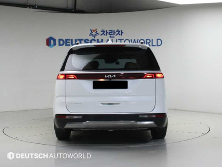 Kia Carnival — photo 04