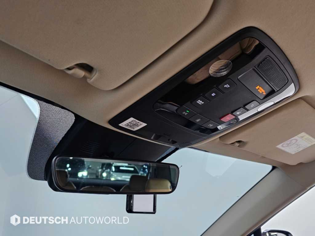 Kia Carnival — photo 18