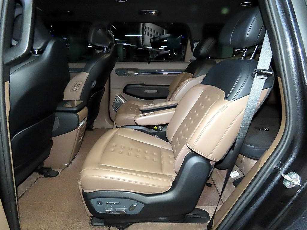 Kia EV9 — photo 07