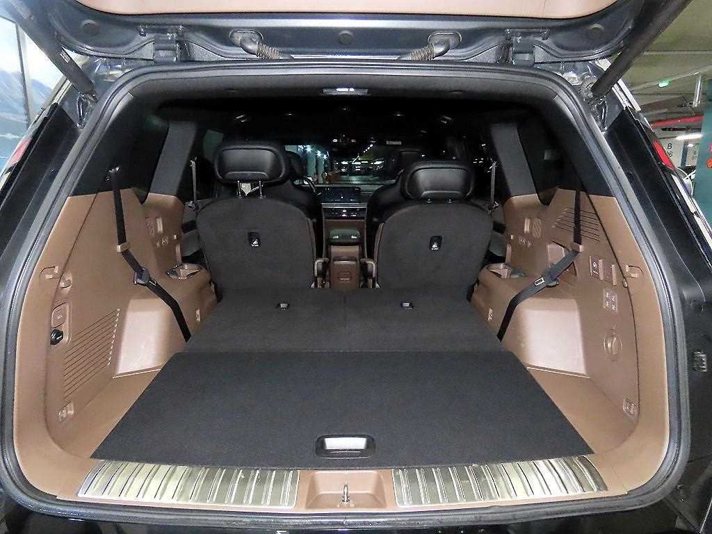 Kia EV9 — photo 15