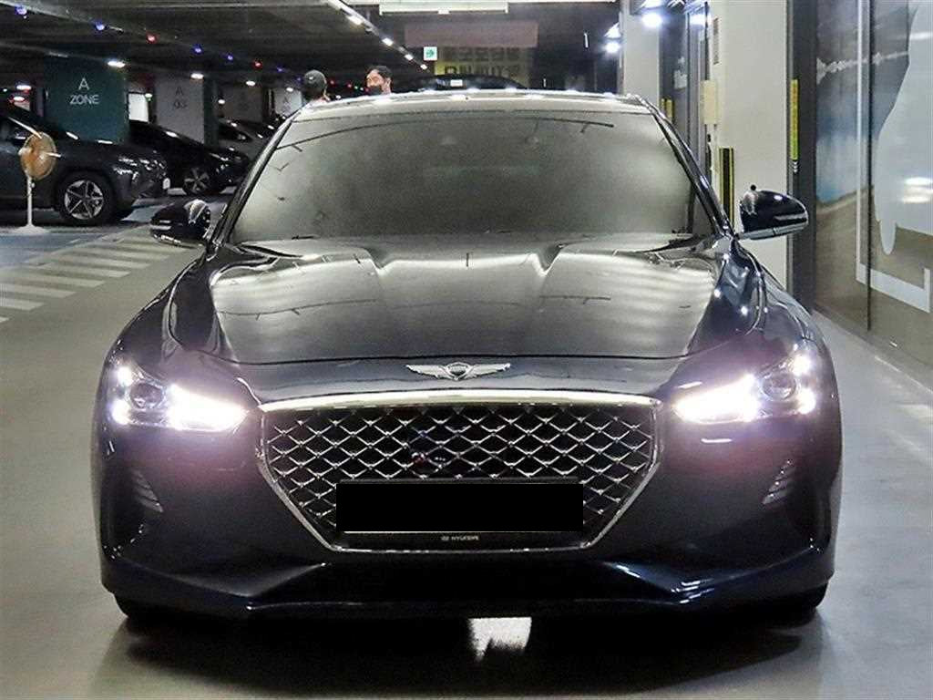 Genesis G70 — photo 02