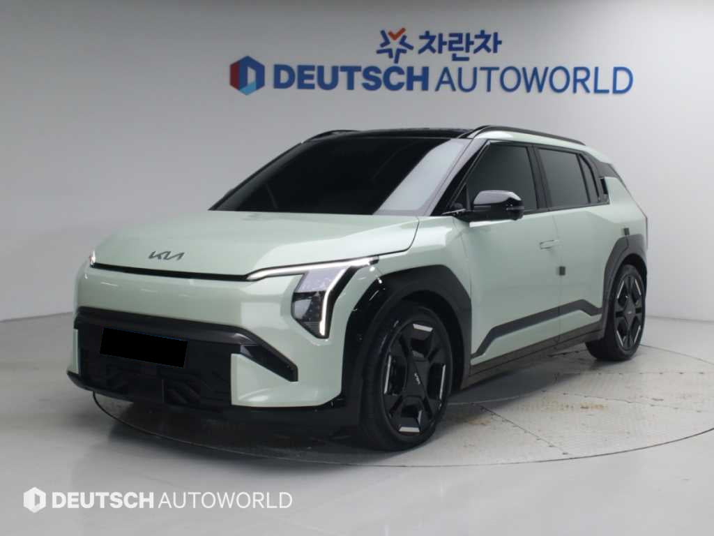 Kia EV3 — photo 01