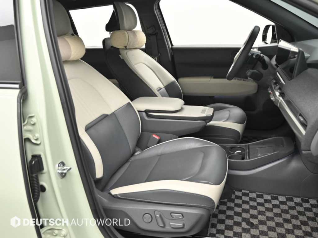 Kia EV3 — photo 10
