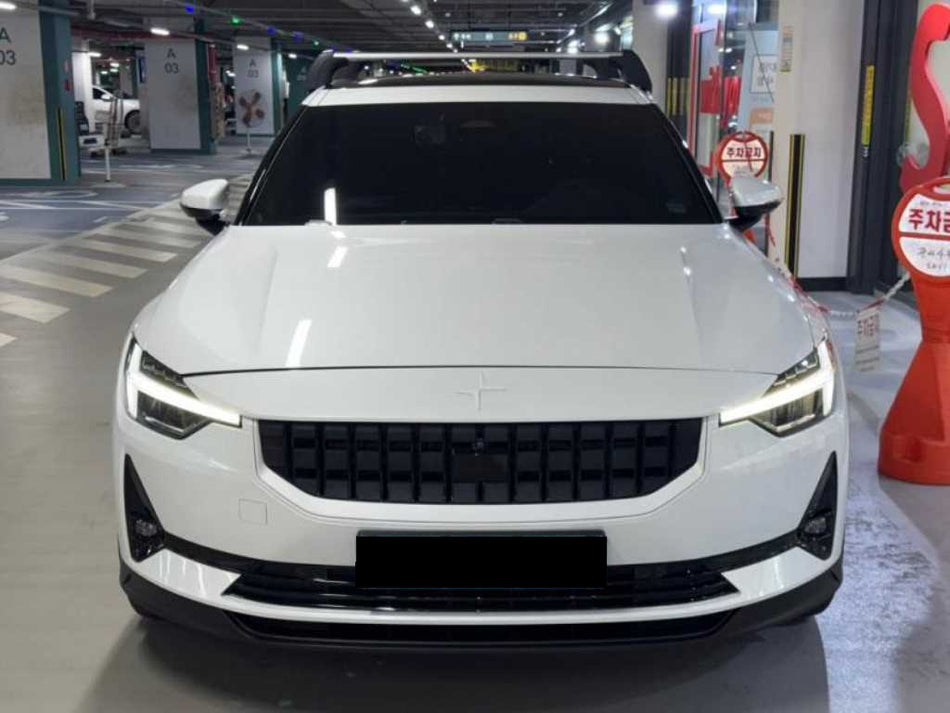 Polestar Polestar 2 — photo 01