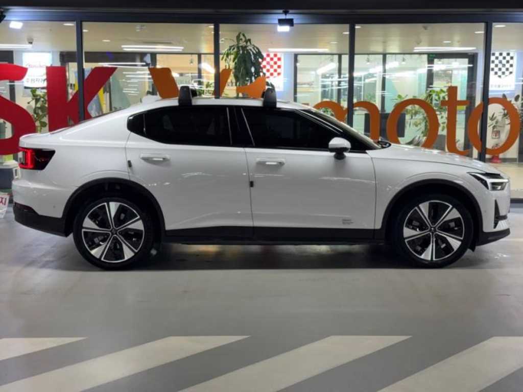 Polestar Polestar 2 — photo 03
