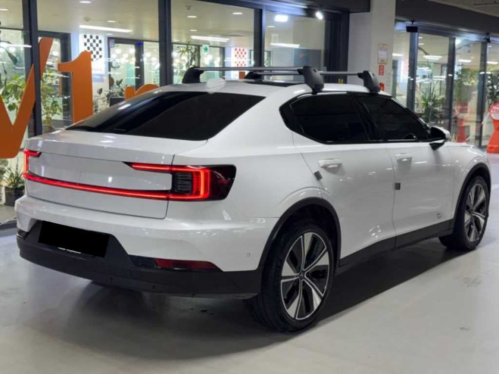 Polestar Polestar 2 — photo 04