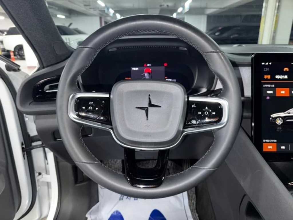Polestar Polestar 2 — photo 08