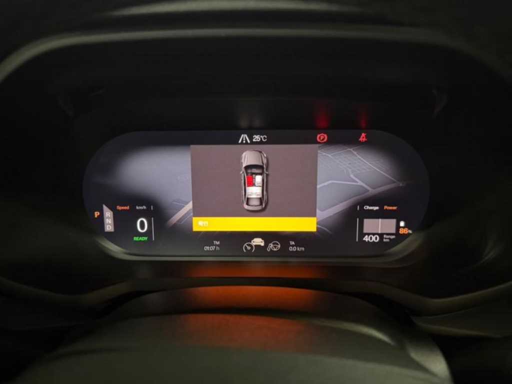 Polestar Polestar 2 — photo 09