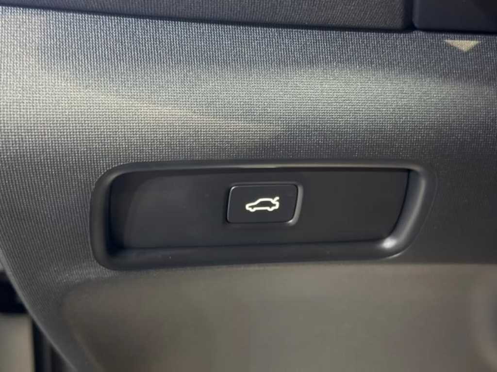 Polestar Polestar 2 — photo 17