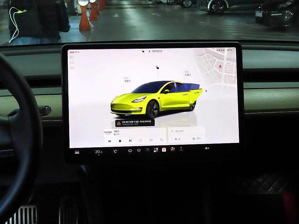 Tesla Model 3 — photo 11