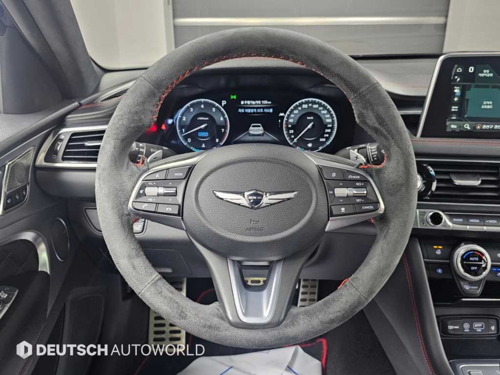 Genesis G70 — photo 13