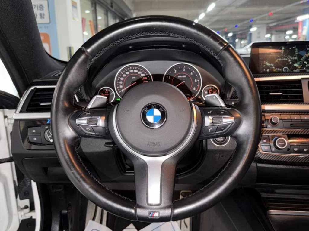 BMW 4-Series — photo 08