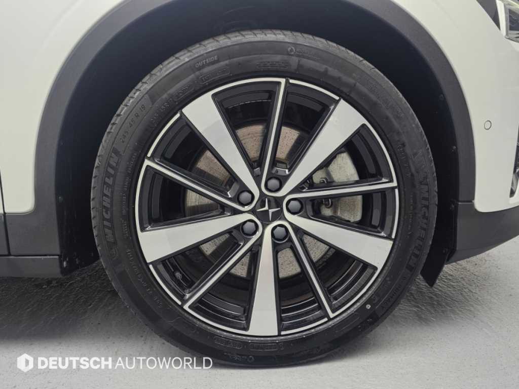 Polestar Polestar 2 — photo 05