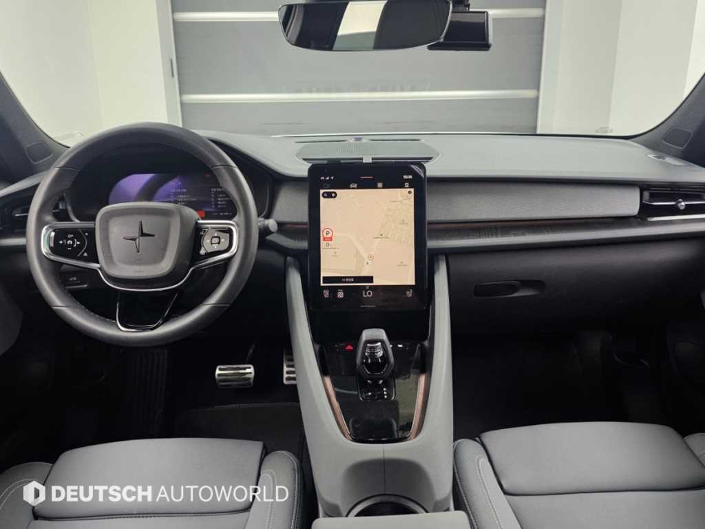 Polestar Polestar 2 — photo 07