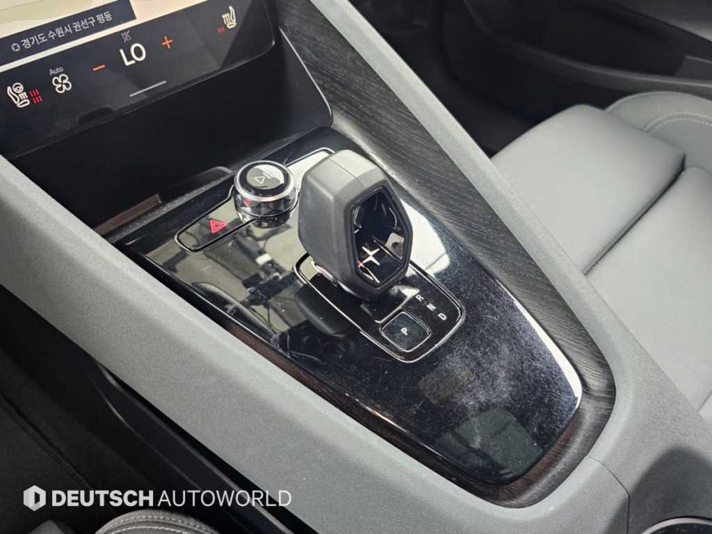 Polestar Polestar 2 — photo 09