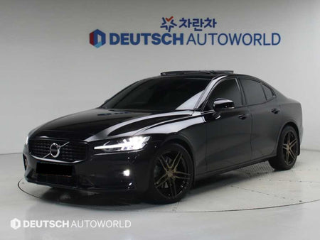 Volvo S60 — photo 01