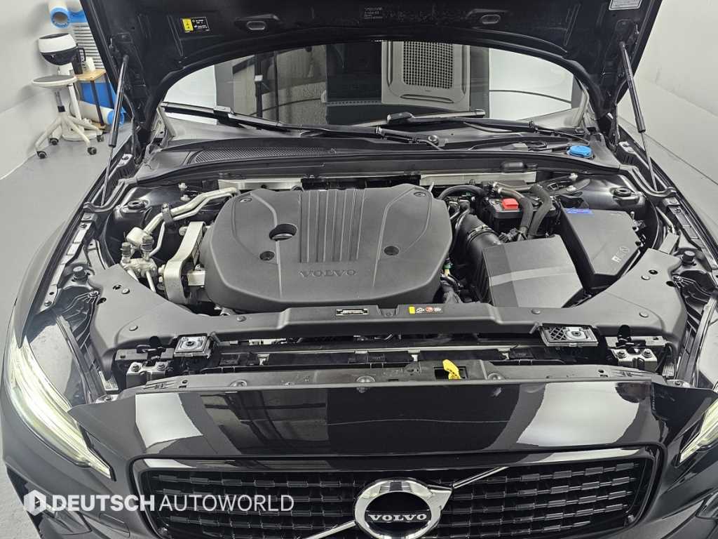 Volvo S60 — photo 06